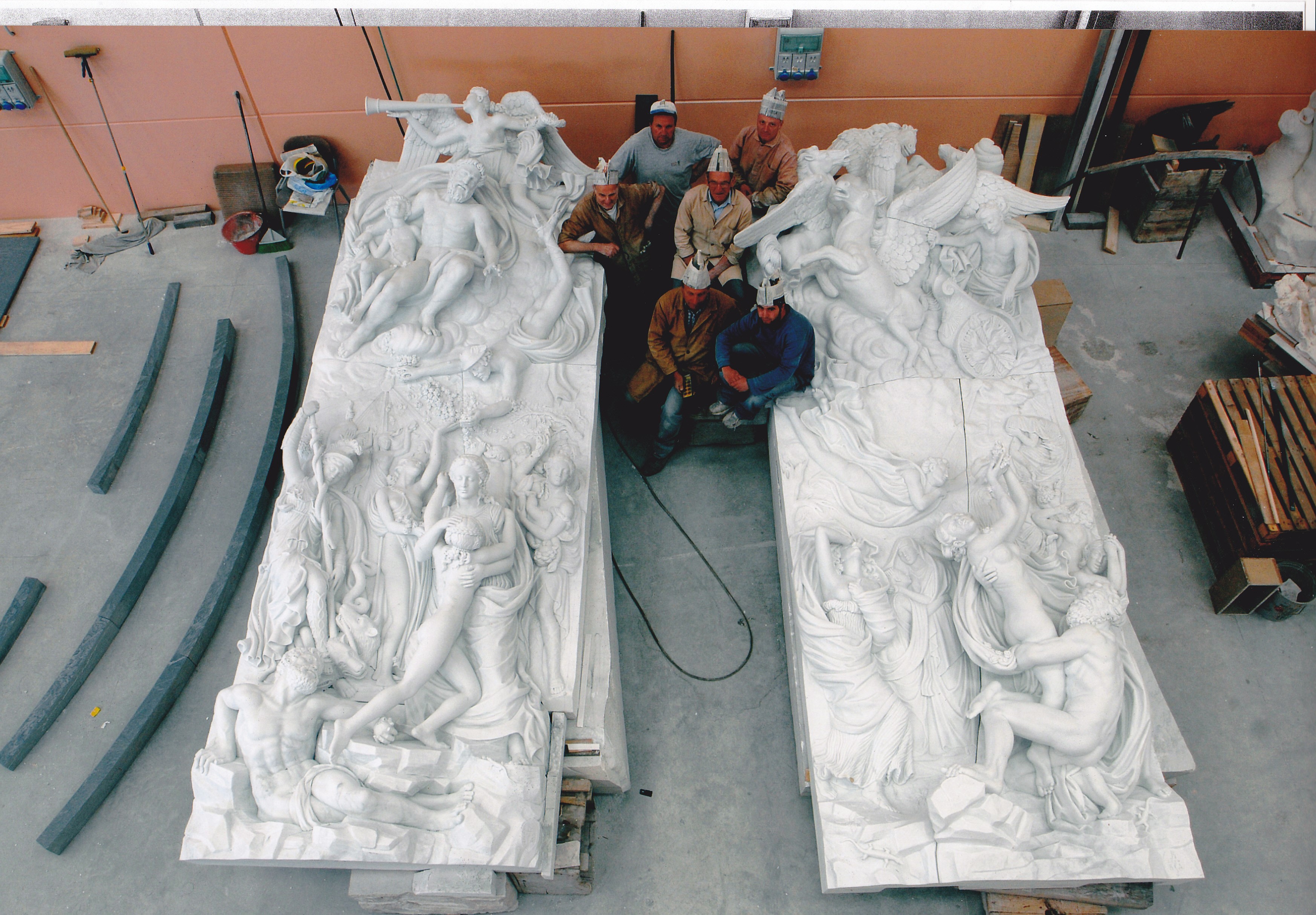 2006 Altorilievo per San Pietroburgo in marmo bianco P h. 525 x 190 cm